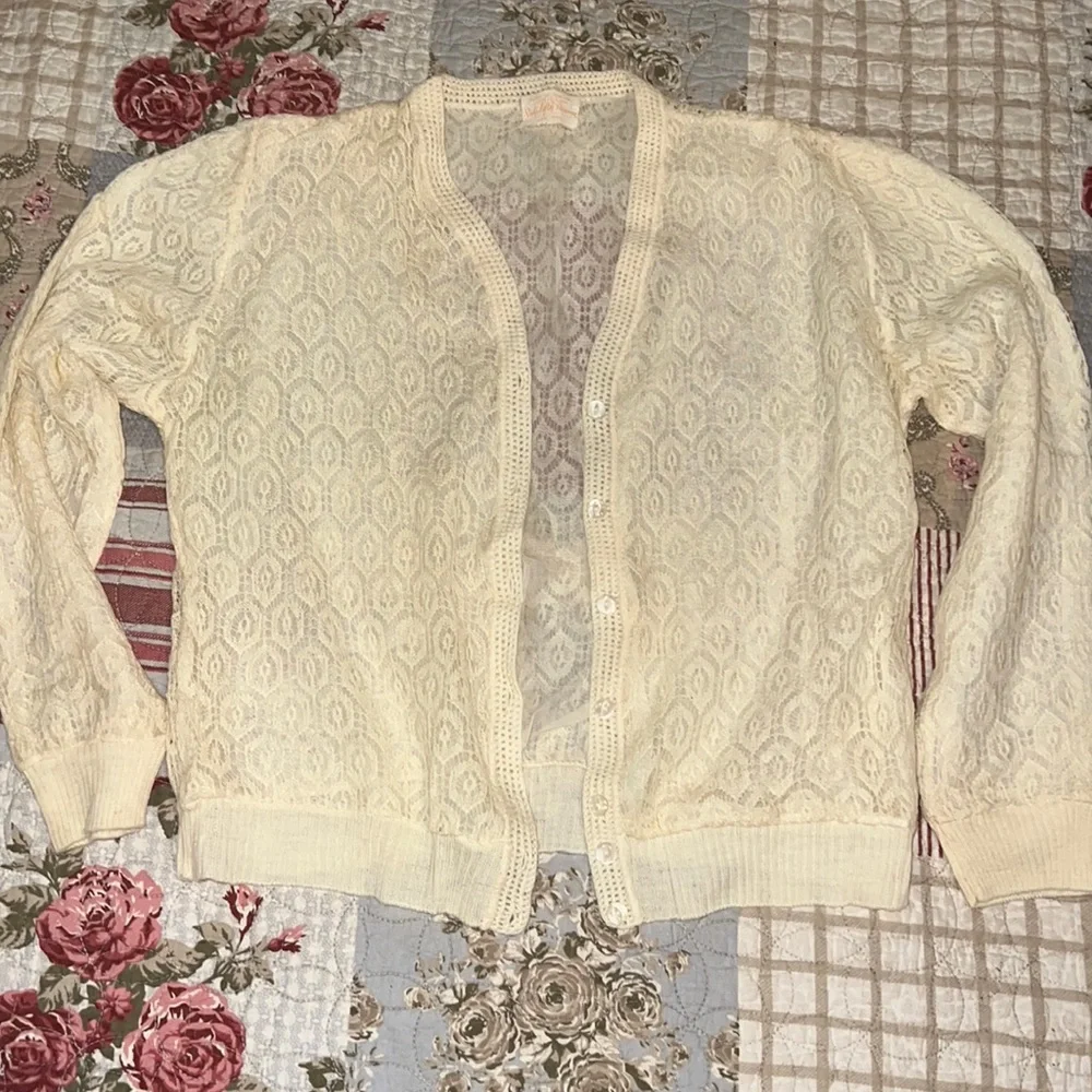 Rare vintage Saks Fifth Avenue made in England wool cardigan sweater ladies
